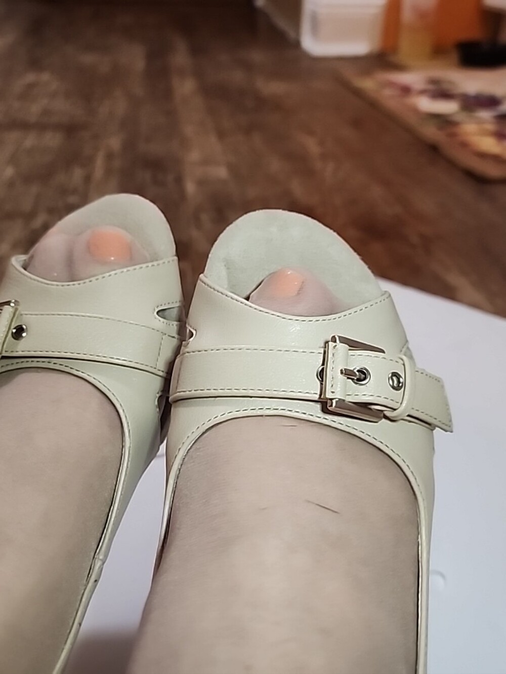 Areosoles Bone Open Toe Pumps Size 71/2M Memory Foam Comfort NWT - Picture 4 of 12